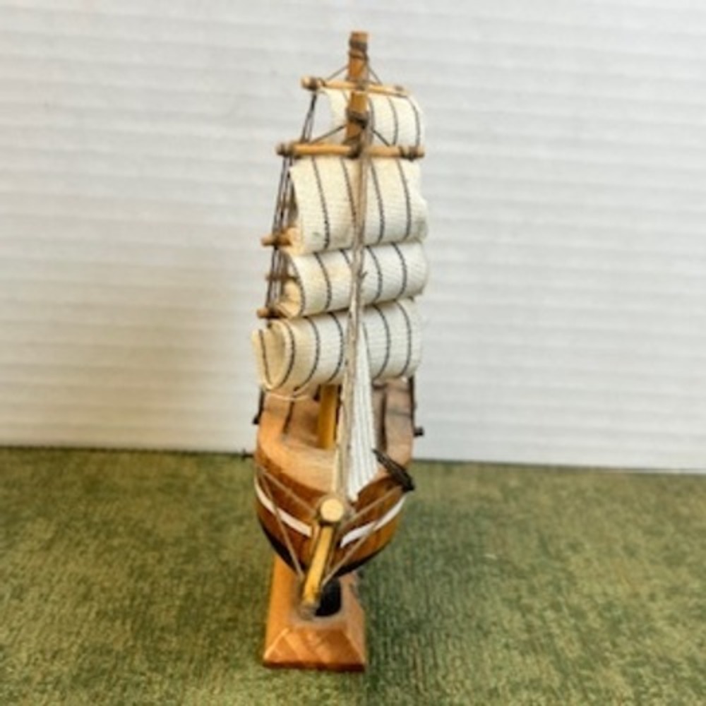 Belize Wooden Sailboat Model Tall Ship Nautical Souvenir Decor 5.5 Inch Vintage - Picture 4 of 8
